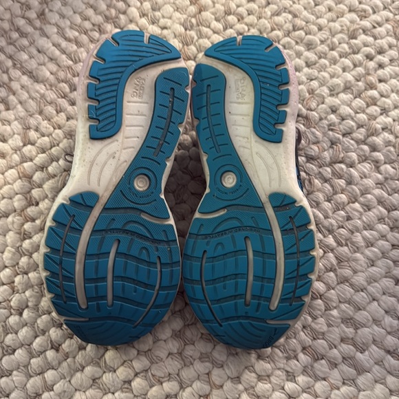 Women's Brooks Glycerin 20 Neutral Running Shoe - Picture 7 of 9